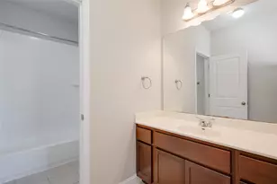 5701 Cougar Dr, Austin, TX 78745 - Photo 17