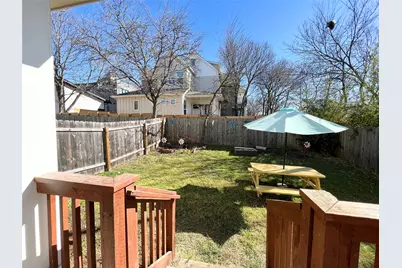 807 E 16th Street #B, Austin, TX 78702 - Photo 25