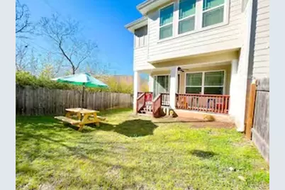 807 E 16th Street #B, Austin, TX 78702 - Photo 31