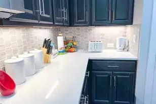 807 E 16th St, Austin, TX 78702 - Photo 9