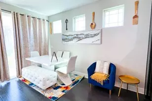 807 E 16th St, Austin, TX 78702 - Photo 13