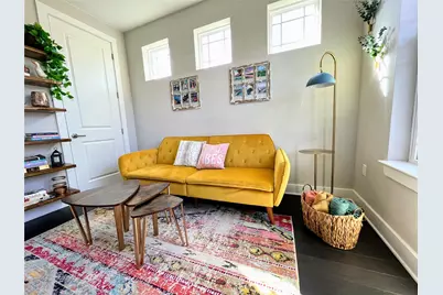 807 E 16th Street #B, Austin, TX 78702 - Photo 13