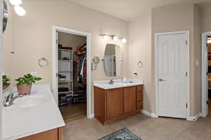 1201 Drake Cove, Leander, TX 78641 - Photo 19