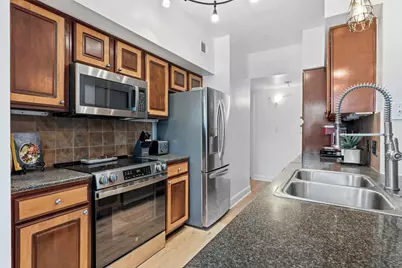 7701 Rialto Boulevard #623, Austin, TX 78735 - Photo 13