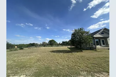 1640 County Road 228 #B, Florence, TX 76527 - Photo 15