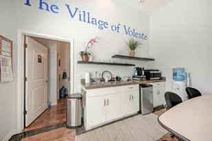 16201 Dodd St, Volente, TX 78641 - Photo 9