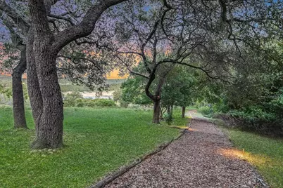 17120 Northlake Hills Drive, Jonestown, TX 78645 - Photo 31