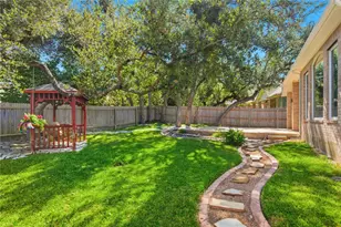 10732 Maelin Dr, Austin, TX 78739 - Photo 23
