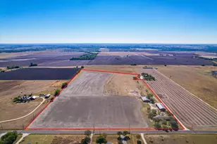 958 Co Rd 124, Georgetown, TX 78626 - Photo 1
