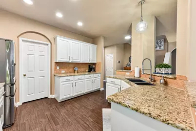 10216 Anahuac Trail, Austin, TX 78747 - Photo 17