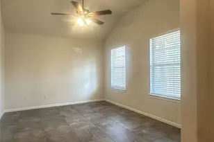 722 Ranier Ln, Round Rock, TX 78665 - Photo 3