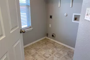 4500 Secure Ln, Austin, TX 78725 - Photo 5