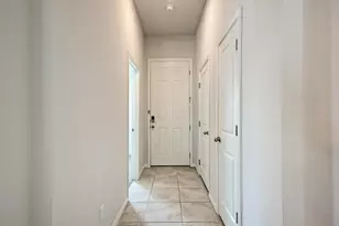 209 Forest Moon Ln, Kyle, TX 78640 - Photo 5