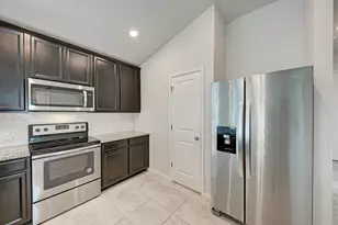 209 Forest Moon Ln, Kyle, TX 78640 - Photo 13