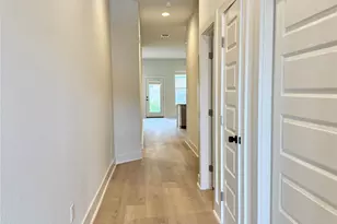 108 Zayd Ct, Jarrell, TX 76537 - Photo 7