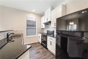 9000 Edmundsbury Dr, Austin, TX 78747 - Photo 5