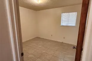 2404 Audubon Pl, Austin, TX 78741 - Photo 19