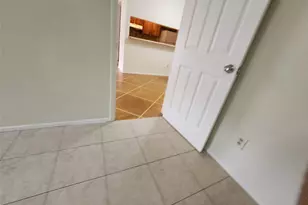 2404 Audubon Pl, Austin, TX 78741 - Photo 11