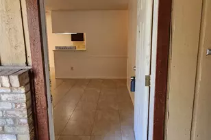 2404 Audubon Pl, Austin, TX 78741 - Photo 3