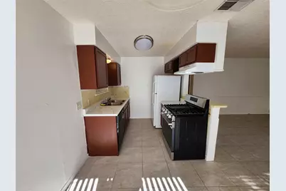 2404 Audubon Place #B, Austin, TX 78741 - Photo 9