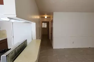 2404 Audubon Pl, Austin, TX 78741 - Photo 11