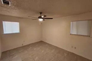 2404 Audubon Pl, Austin, TX 78741 - Photo 13