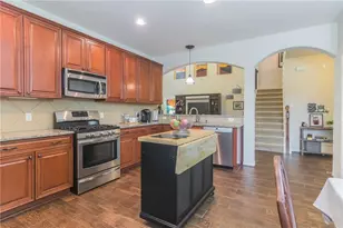 252 Pond View Pass, Buda, TX 78610 - Photo 9