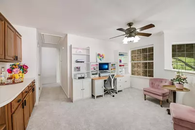 806 Mountain View Drive, Pflugerville, TX 78660 - Photo 15