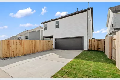 120 Barret Drive, Liberty Hill, TX 78642 - Photo 39