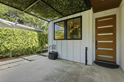 2711 Crest Avenue #A, Austin, TX 78702 - Photo 31