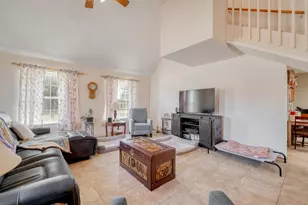 153 Pleasant Grove Rd, Elgin, TX 78621 - Photo 7