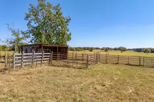 153 Pleasant Grove Rd, Elgin, TX 78621 - Photo 25