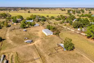 153 Pleasant Grove Rd, Elgin, TX 78621 - Photo 27