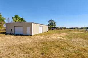153 Pleasant Grove Rd, Elgin, TX 78621 - Photo 27