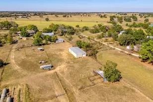 153 Pleasant Grove Rd, Elgin, TX 78621 - Photo 31