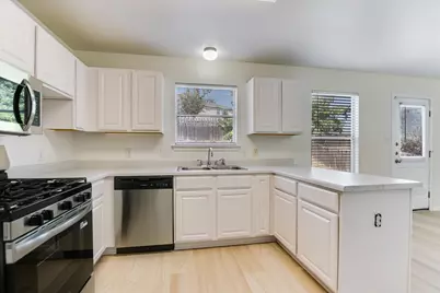 197 Peppergrass Cove, Kyle, TX 78640 - Photo 7