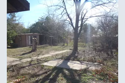 652 Fir Lane, Lockhart, TX 78644 - Photo 3