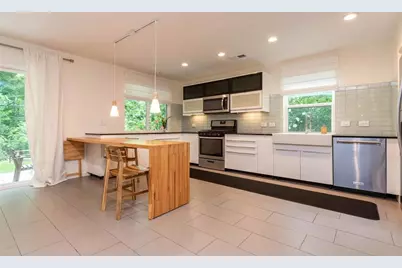 3302 Catalina Drive, Austin, TX 78741 - Photo 7