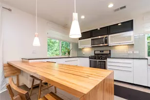 3302 Catalina Dr, Austin, TX 78741 - Photo 9