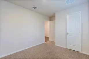 176 Texas Palmetto Cir, Kyle, TX 78640 - Photo 7