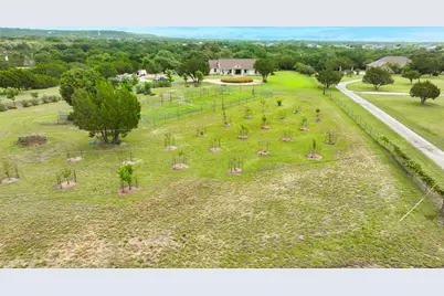 404 Mustang Way, Georgetown, TX 78633 - Photo 35