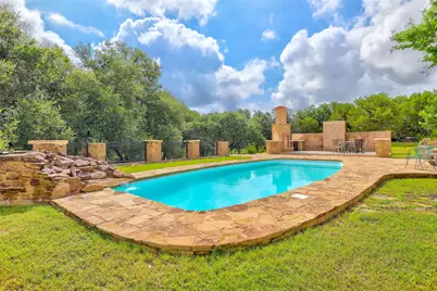 404 Mustang Way, Georgetown, TX 78633 - Photo 3