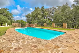 404 Mustang Way, Georgetown, TX 78633 - Photo 29