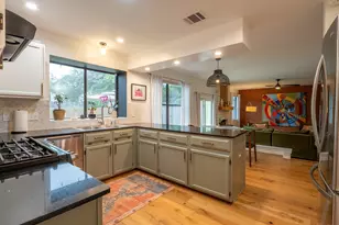 5727 Abilene Trl, Austin, TX 78749 - Photo 13