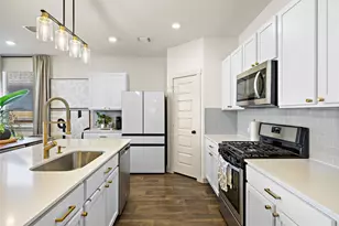 219 Greens Bayou Trail, Hutto, TX 78634 - Photo 13