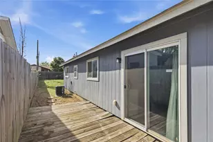 1103 Booker Ave, Austin, TX 78752 - Photo 11