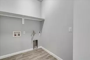 2005 Garretts Way, Manchaca, TX 78652 - Photo 23