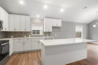 212 Tahitian Drive, Bastrop, TX 78602 - Photo 13