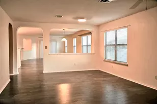 317 Leanne Dr, Georgetown, TX 78633 - Photo 5