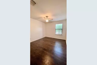 317 Leanne Drive, Georgetown, TX 78633 - Photo 15